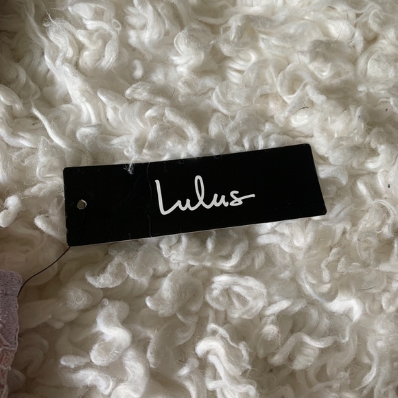 Lulu’s dress - Picture 8 of 8